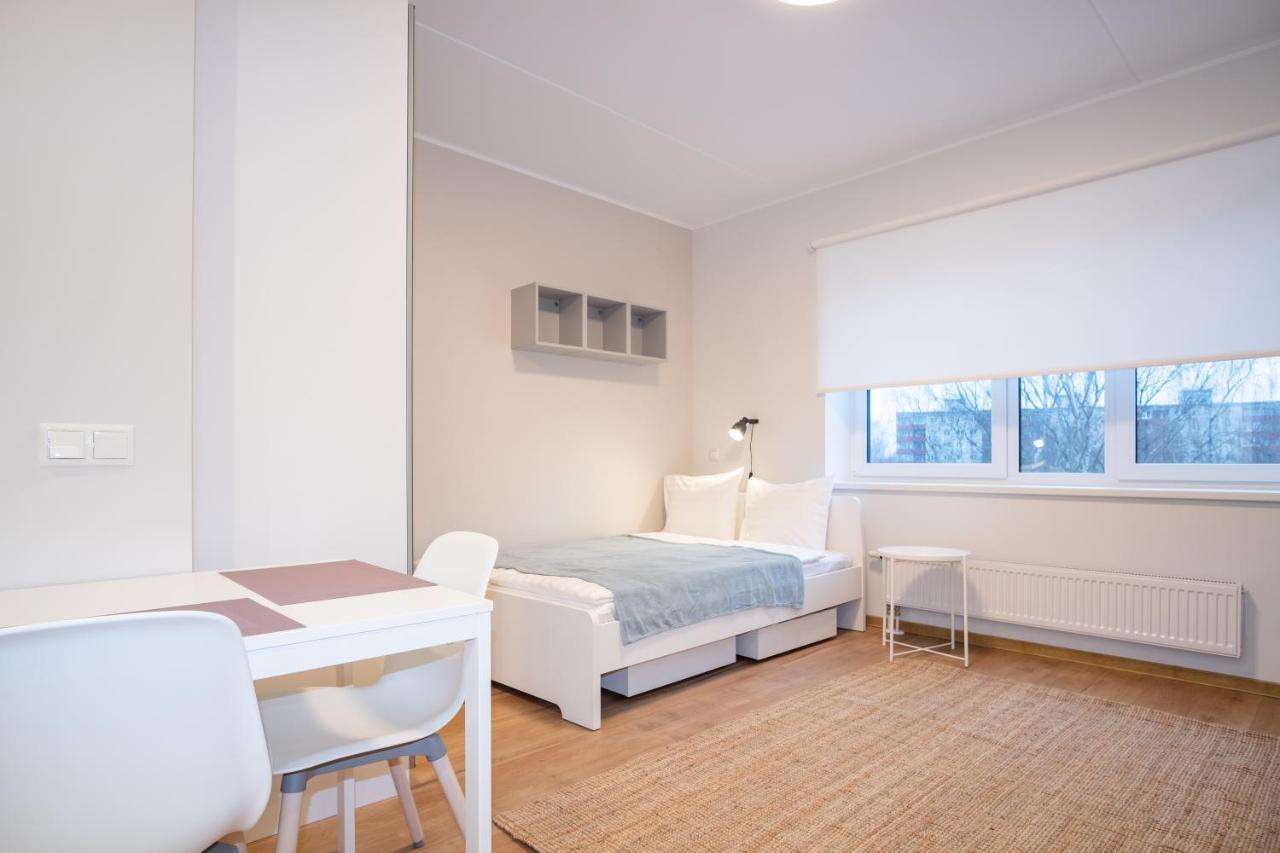 Spacious Mustamaee Apartments - Free Parking 塔林 外观 照片
