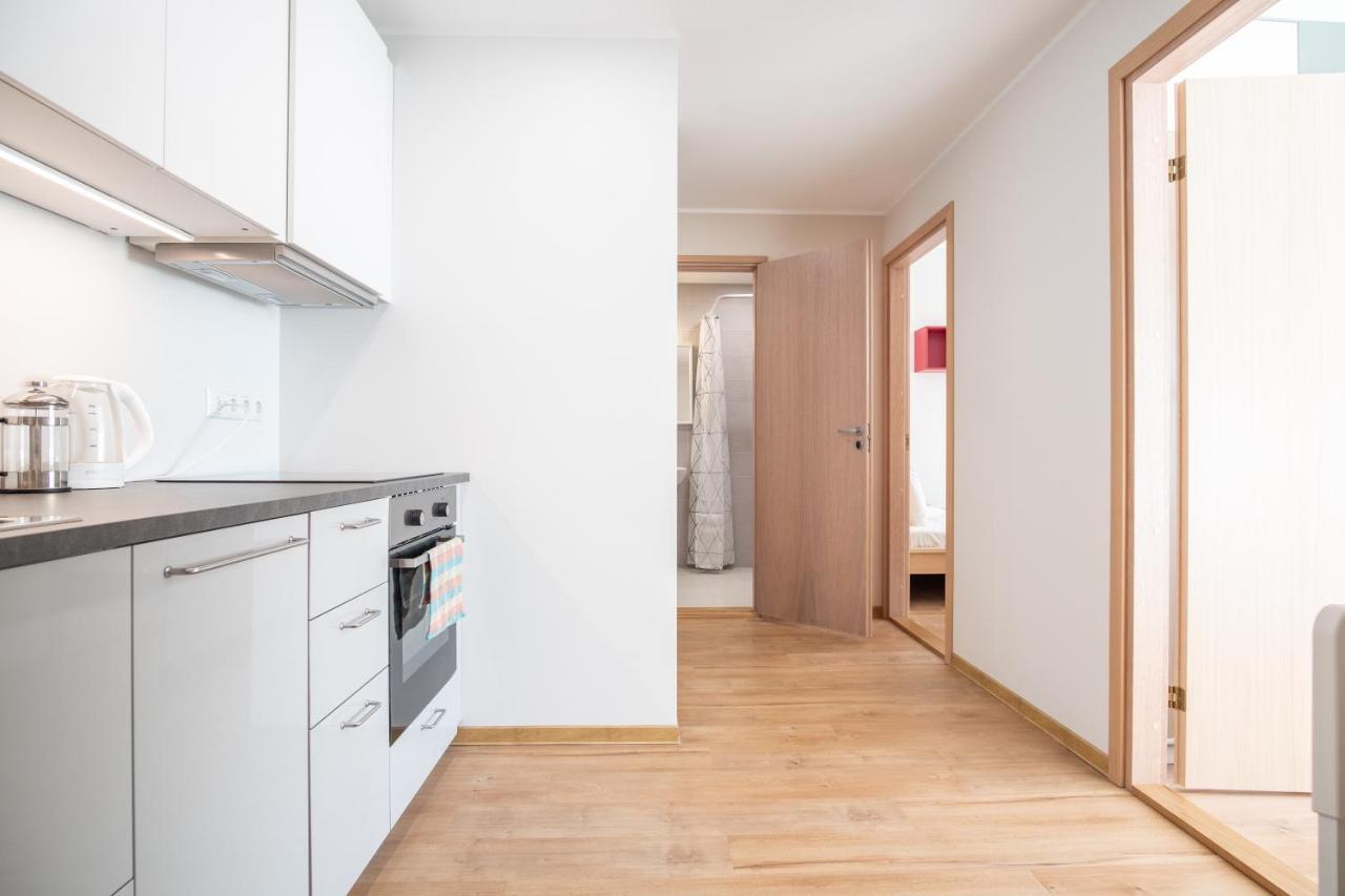 Spacious Mustamaee Apartments - Free Parking 塔林 外观 照片
