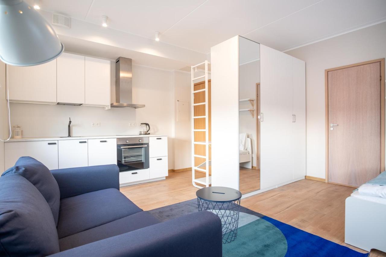 Spacious Mustamaee Apartments - Free Parking 塔林 外观 照片