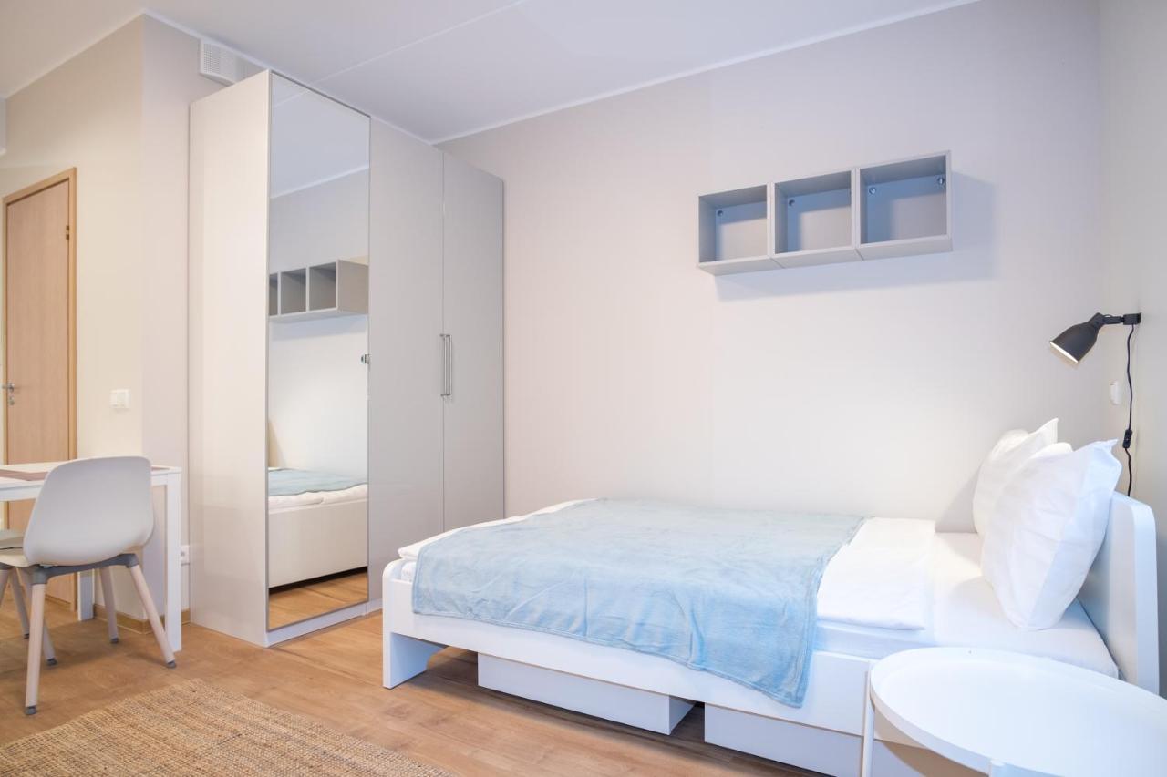 Spacious Mustamaee Apartments - Free Parking 塔林 外观 照片