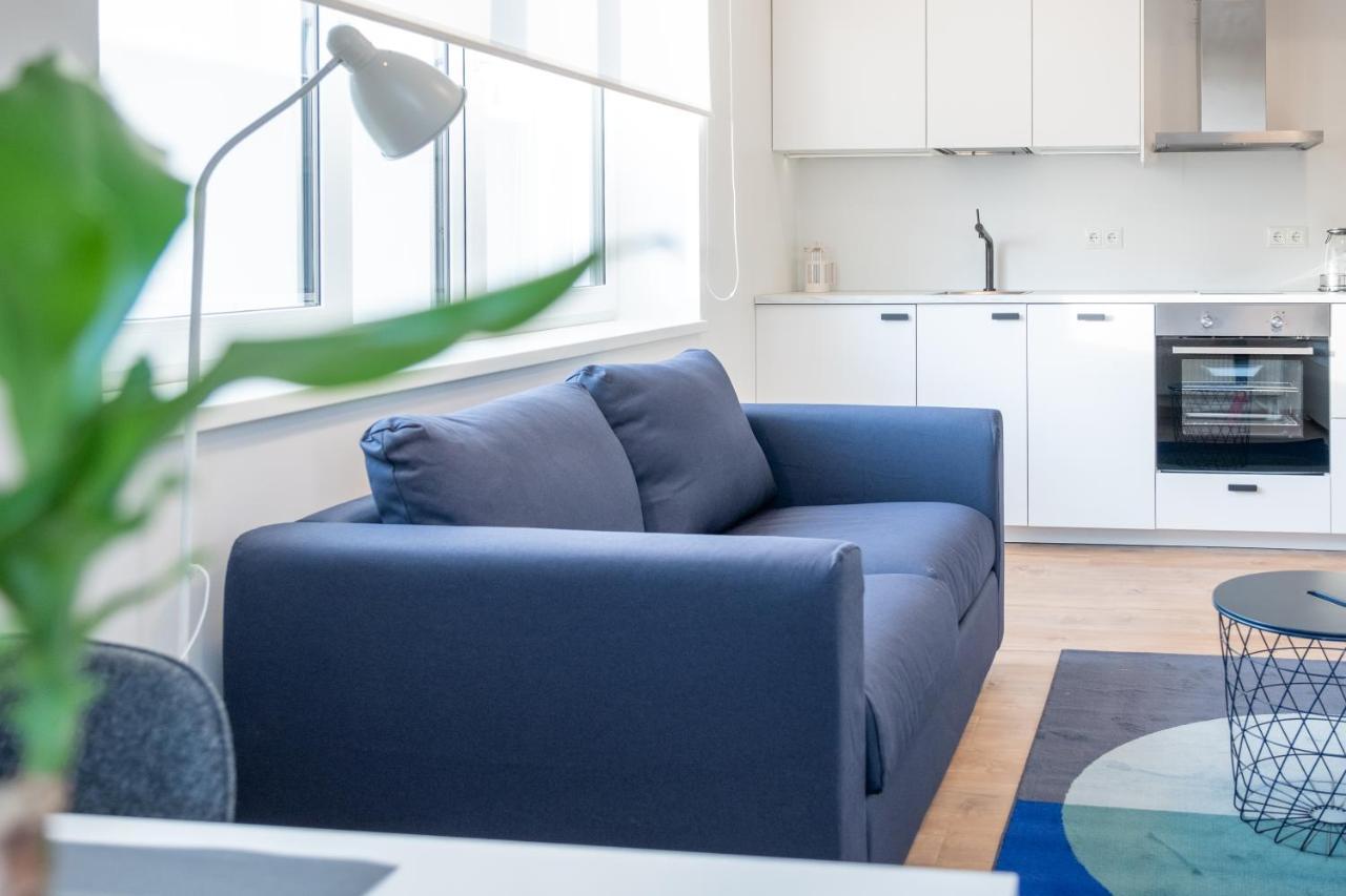 Spacious Mustamaee Apartments - Free Parking 塔林 外观 照片